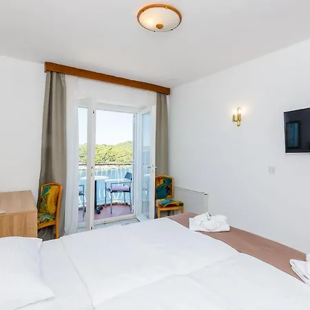Paradiso 2 Hotel 4*