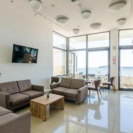 Paradiso 2 Hotel