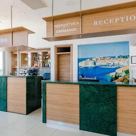 Paradiso 2 4* دوبروفينك