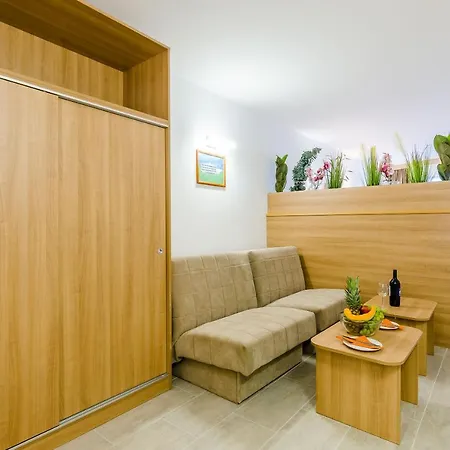 Hotel Paradiso 2