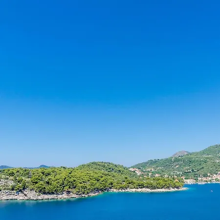 فندق Paradiso 2 4*