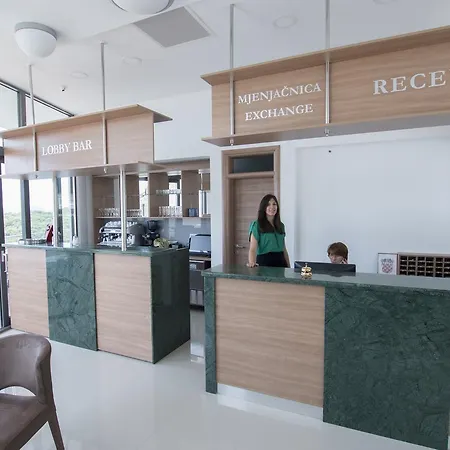 Paradiso 2 Hotel